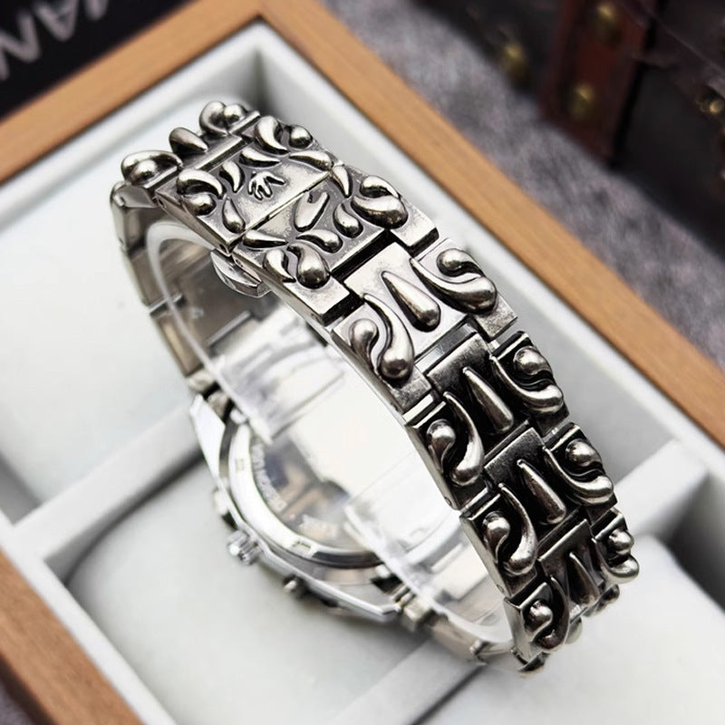 Alien Style Retro Quartz Watch