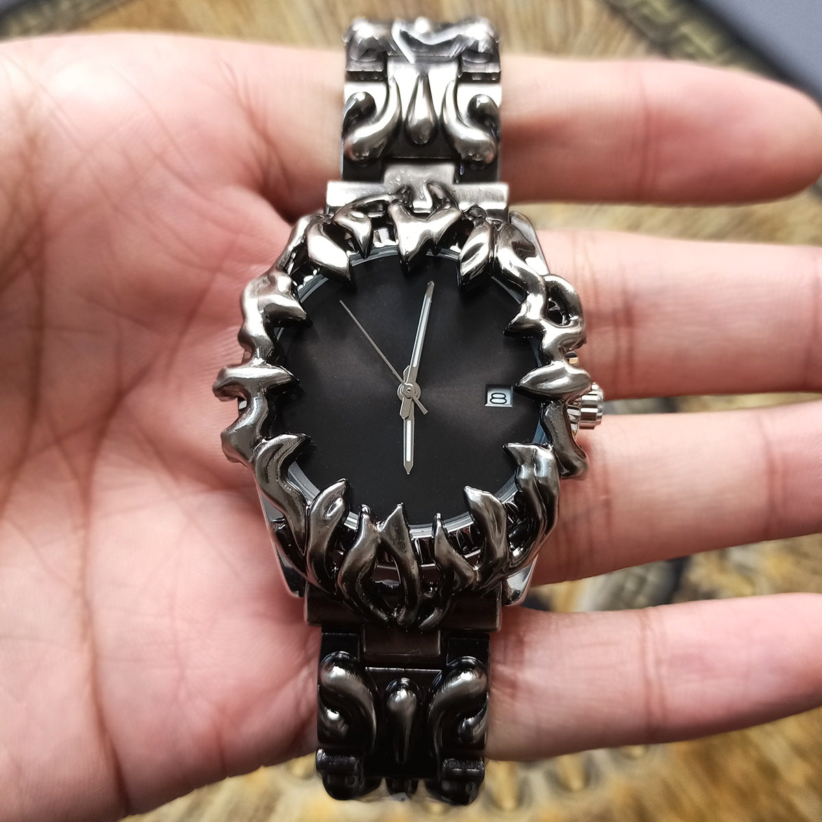 Alien Style Retro Quartz Watch